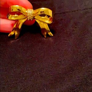 Talbots gold new brooch bow